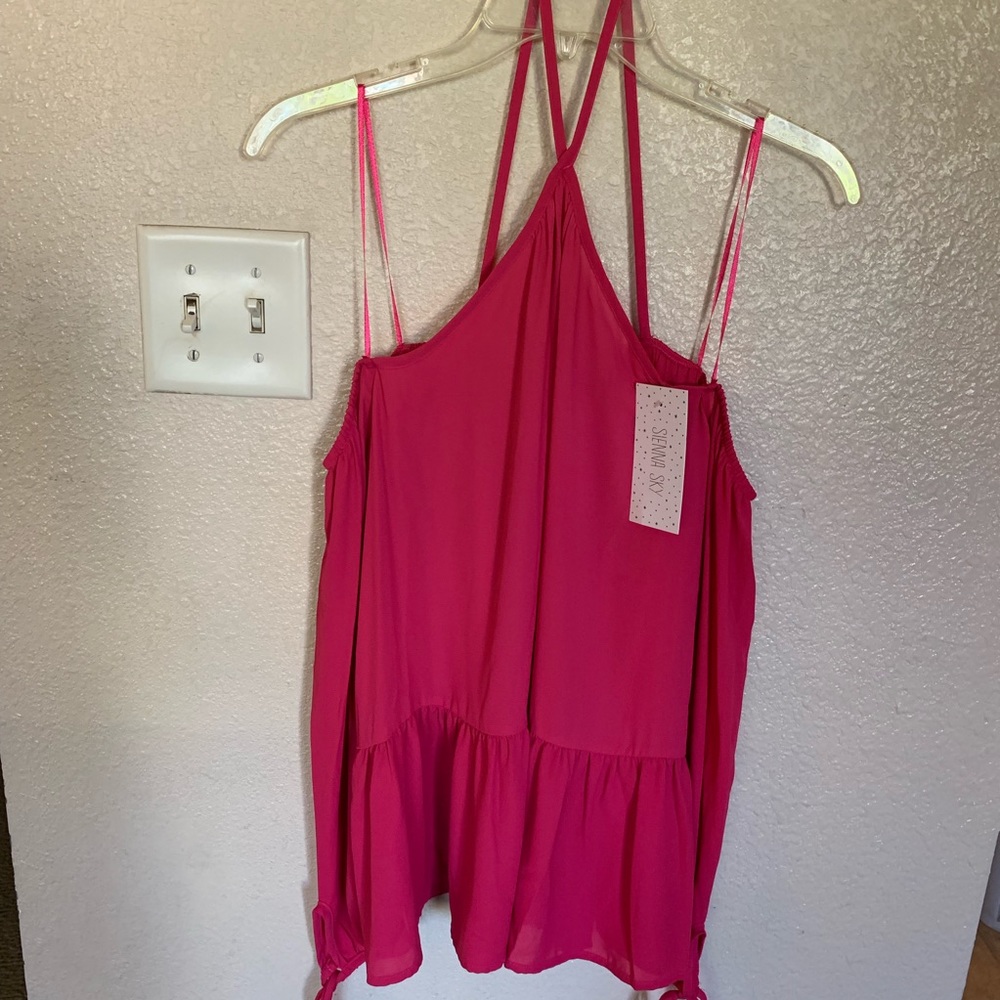 Sienna Sky pink top